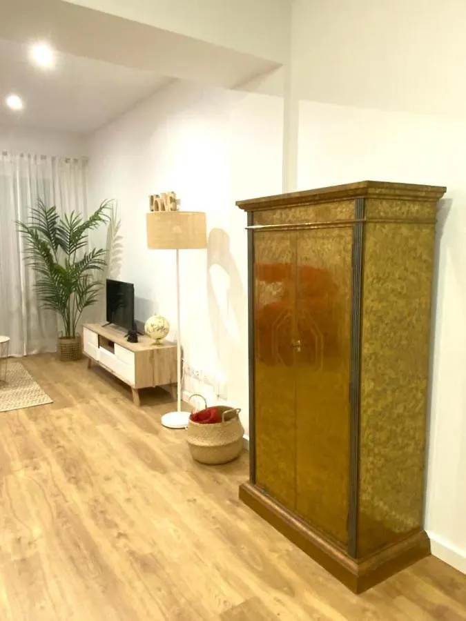 Lovely New Apartment 20 Minutes From Barcelona Center. Spain